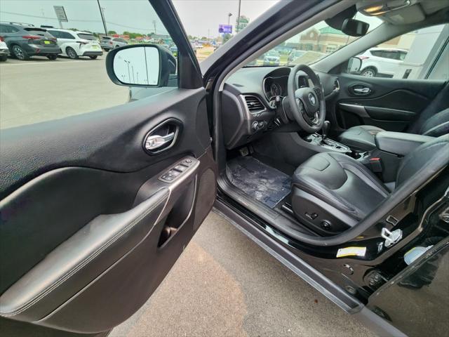 used 2021 Jeep Cherokee car, priced at $25,299