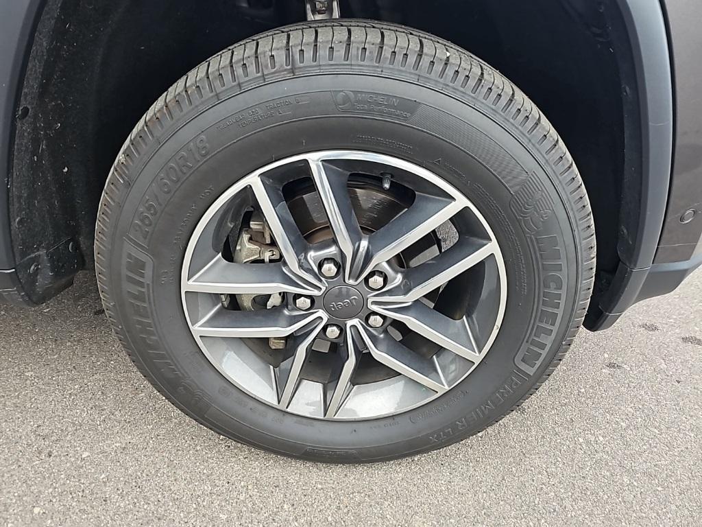 used 2020 Jeep Grand Cherokee car, priced at $21,399