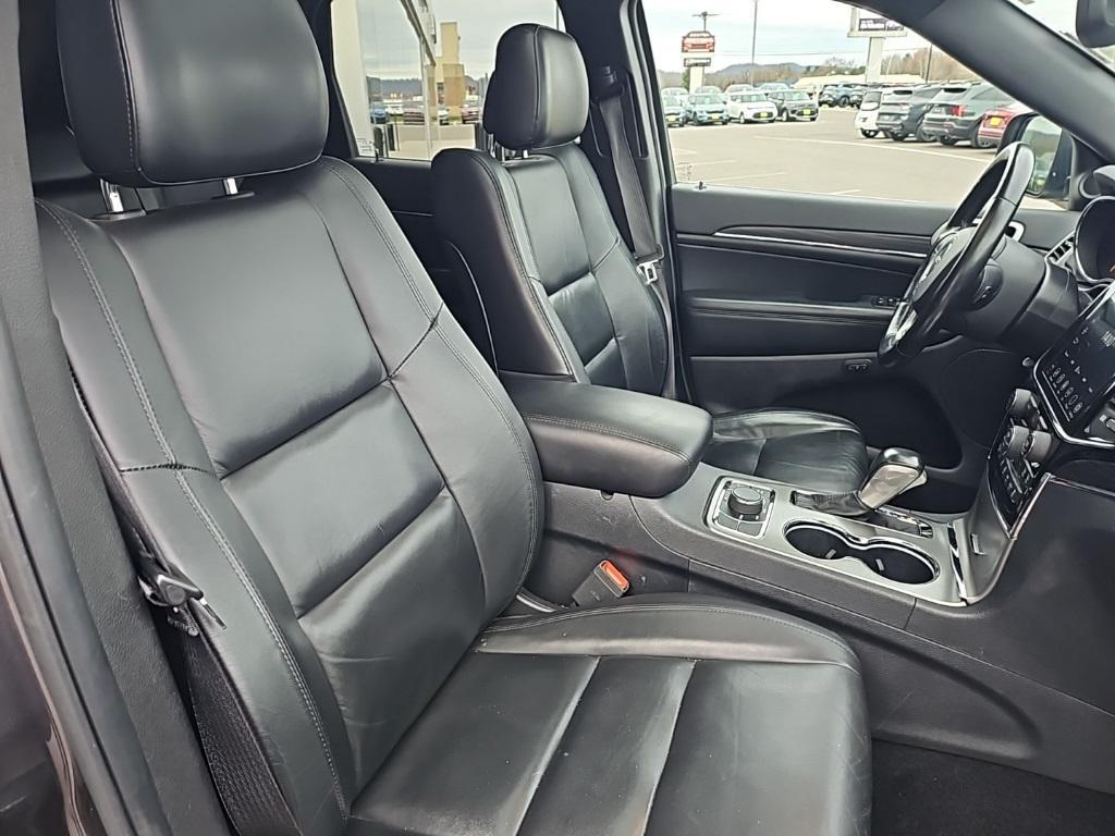used 2020 Jeep Grand Cherokee car, priced at $21,399