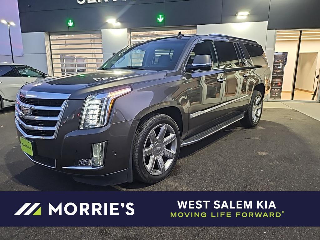 used 2020 Cadillac Escalade ESV car, priced at $22,799