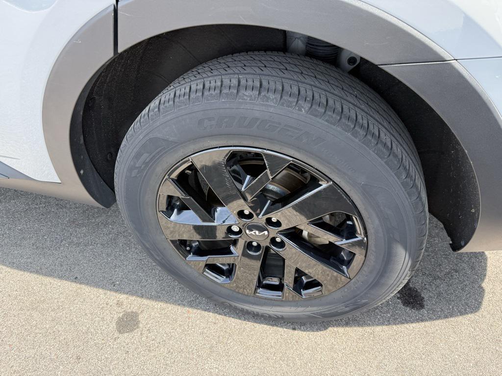 used 2022 Kia Sorento car, priced at $29,594
