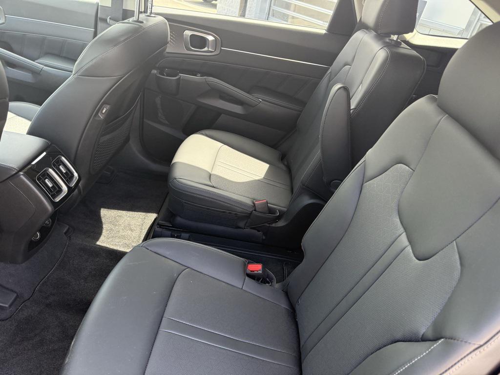 used 2021 Kia Sorento car, priced at $28,999