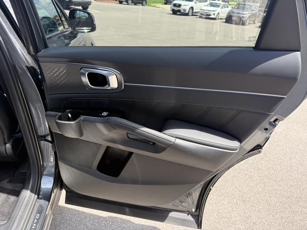 used 2021 Kia Sorento car, priced at $28,999