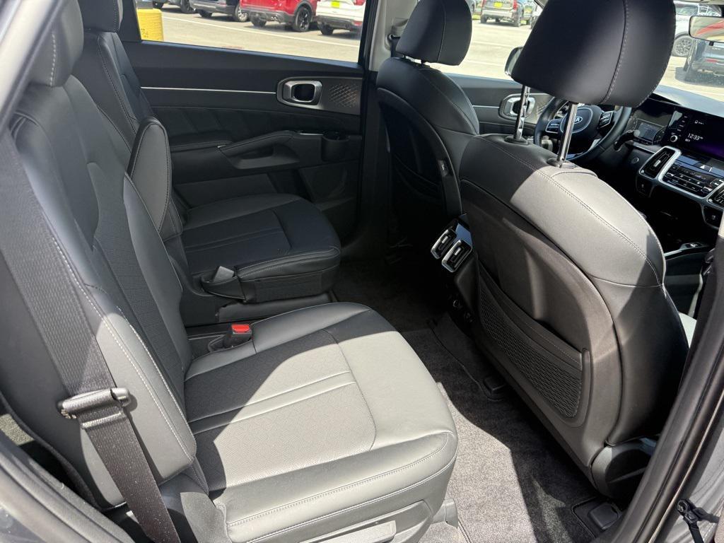 used 2021 Kia Sorento car, priced at $28,999