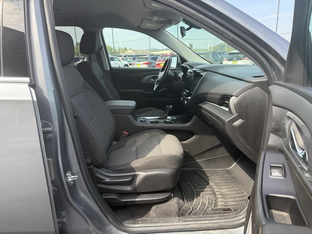 used 2019 Chevrolet Traverse car, priced at $18,199