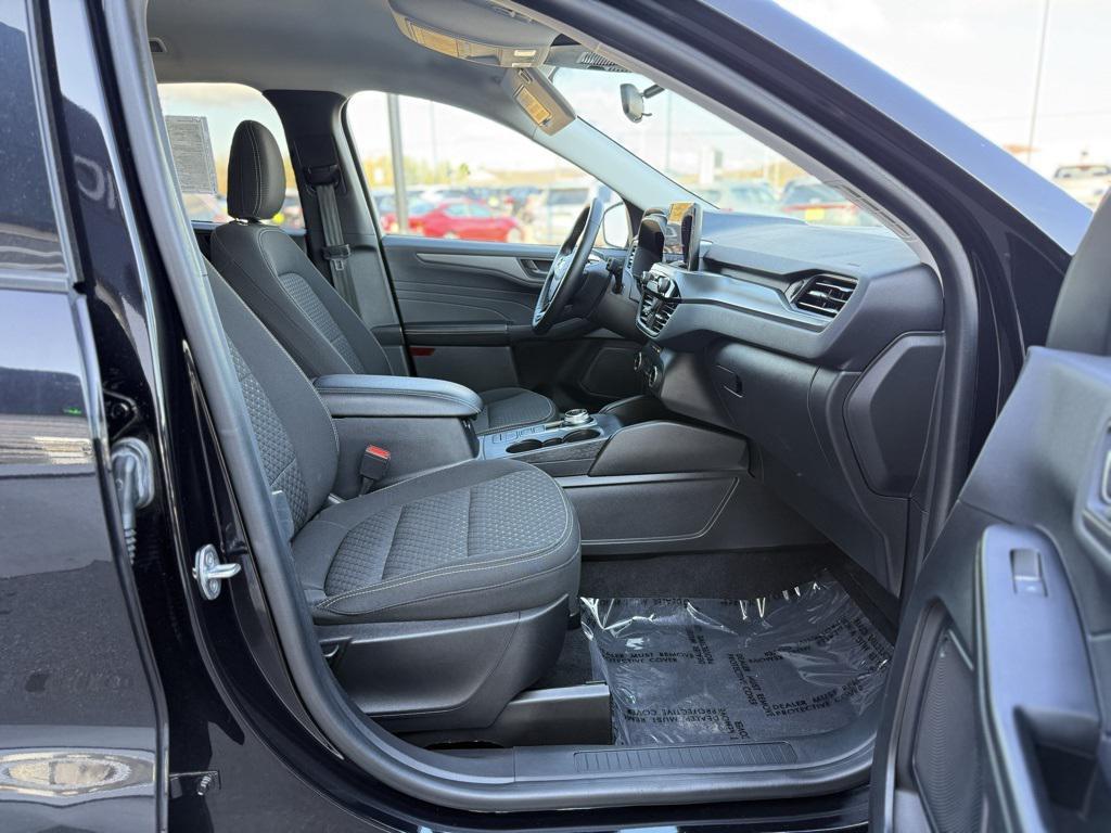 used 2023 Ford Escape car, priced at $22,199
