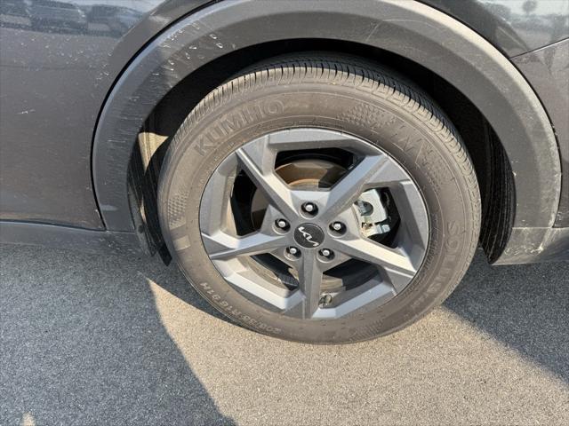 used 2025 Kia K4 car, priced at $22,317
