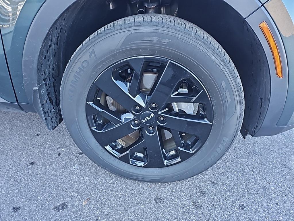 used 2023 Kia Sorento car, priced at $28,799