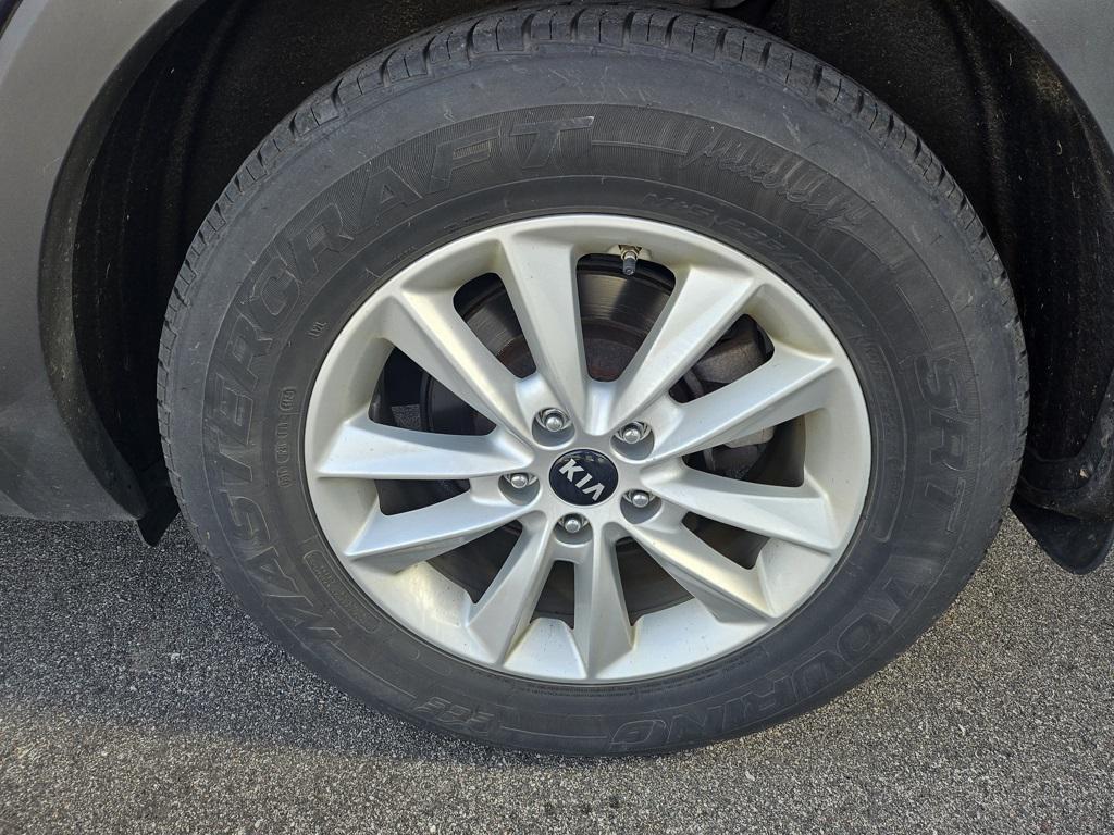 used 2019 Kia Sorento car, priced at $13,605