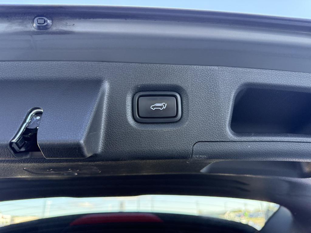 used 2023 Hyundai SANTA FE HEV car, priced at $19,999