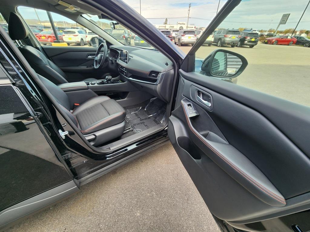 used 2025 Nissan Rogue car, priced at $27,999