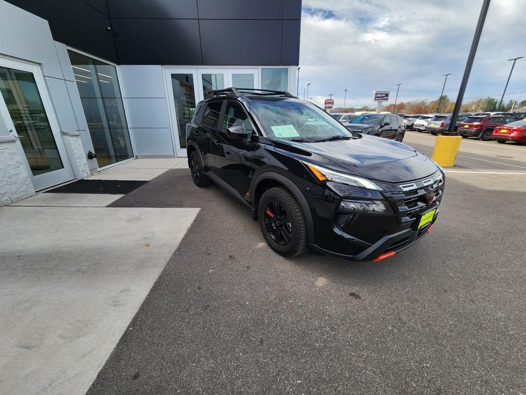 used 2025 Nissan Rogue car, priced at $27,999