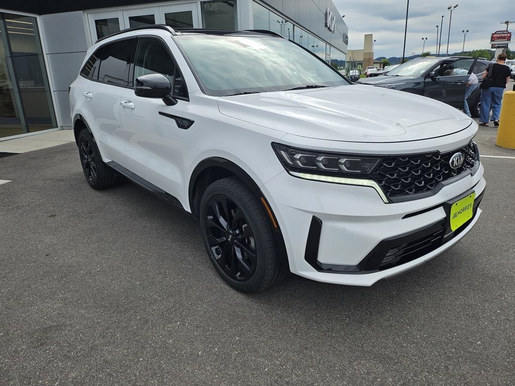 used 2021 Kia Sorento car, priced at $23,372