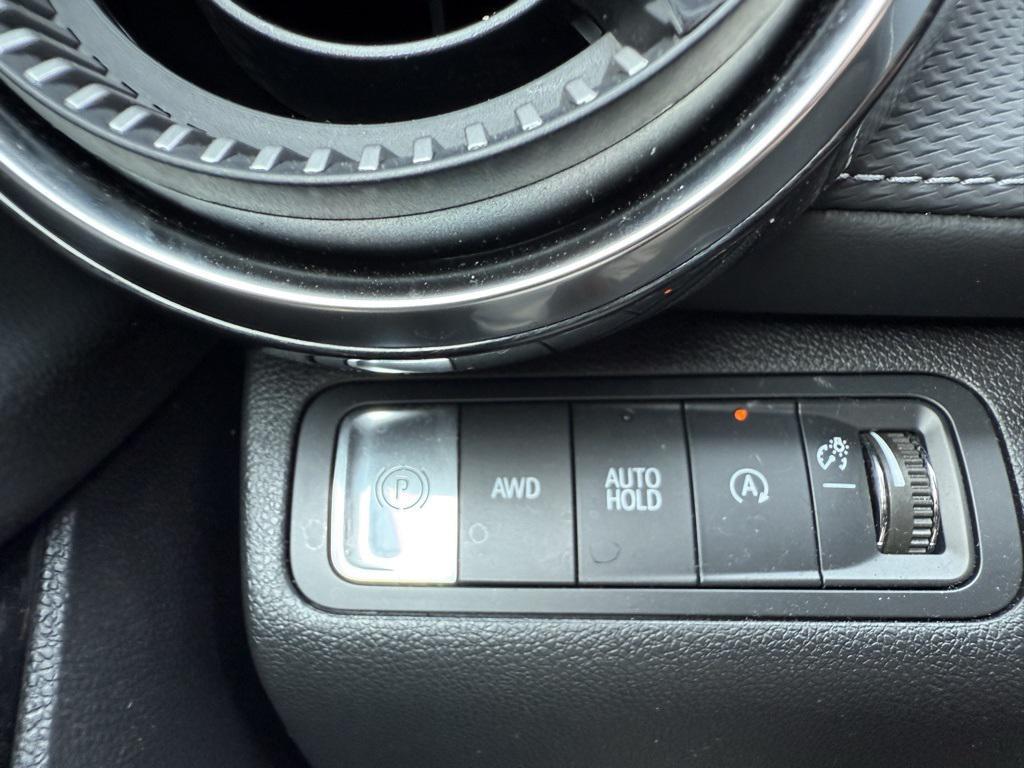 used 2025 Chevrolet Equinox car