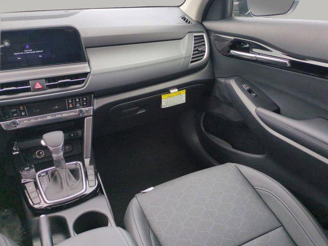 new 2025 Kia Seltos car, priced at $26,689
