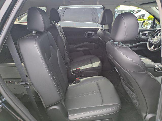 used 2022 Kia Sorento car, priced at $30,672