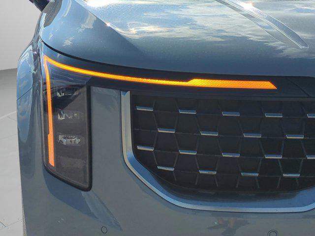 new 2026 Kia Carnival Hybrid car, priced at $46,765