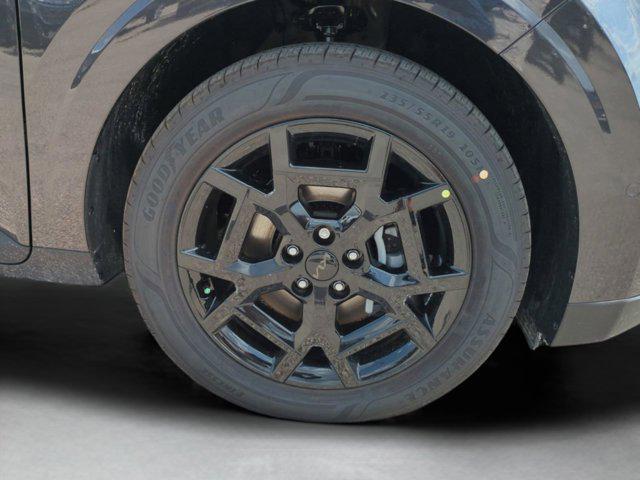 new 2025 Kia Carnival Hybrid car, priced at $53,174