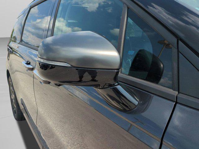 new 2025 Kia Carnival Hybrid car, priced at $53,174