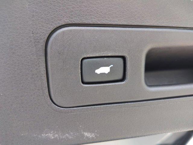 used 2020 Acura MDX car, priced at $22,500