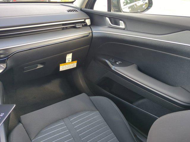 new 2025 Kia K5 car, priced at $26,308