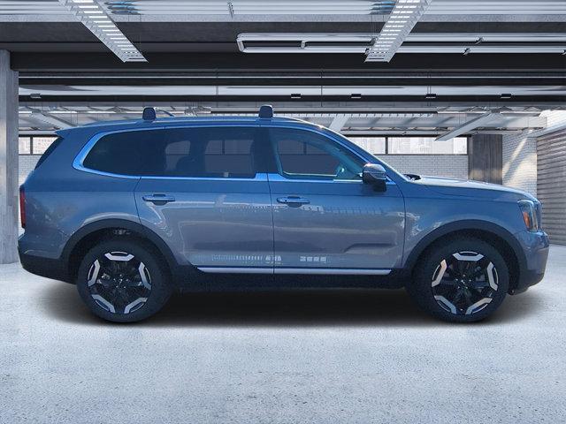 new 2025 Kia Telluride car, priced at $40,690