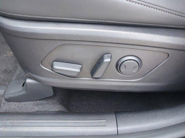 new 2026 Kia Sorento car, priced at $37,164