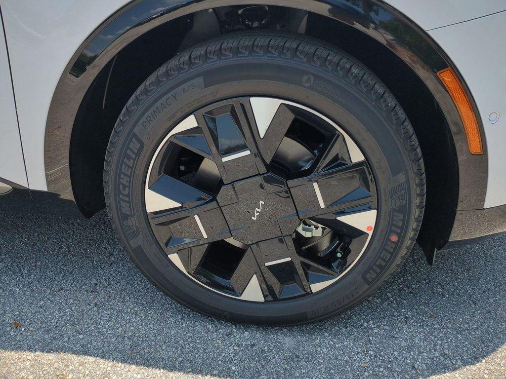 new 2026 Kia Sportage car, priced at $35,740