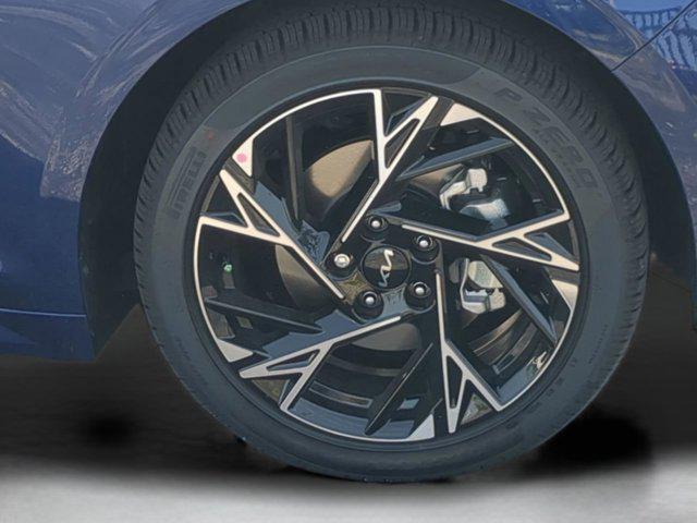 new 2025 Kia K5 car, priced at $29,965