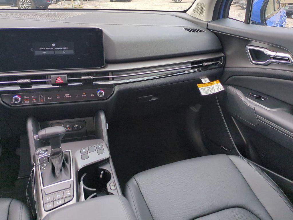 new 2026 Kia Sportage car, priced at $33,880