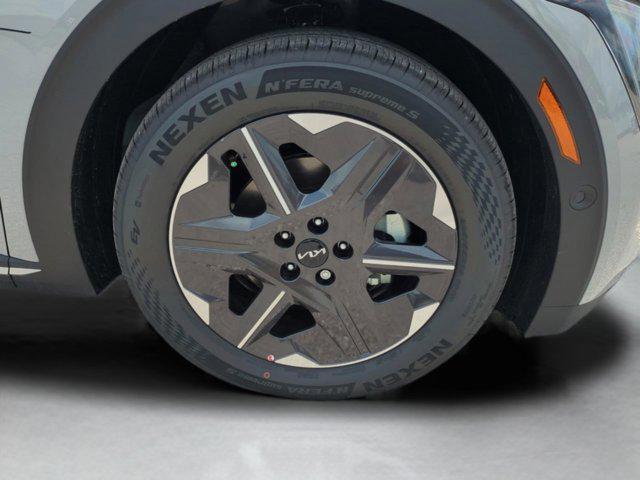 new 2025 Kia EV6 car, priced at $44,082