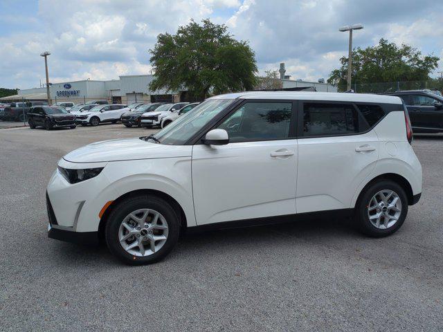 new 2025 Kia Soul car, priced at $20,300