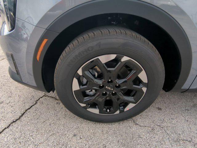 new 2025 Kia Sorento car, priced at $34,352