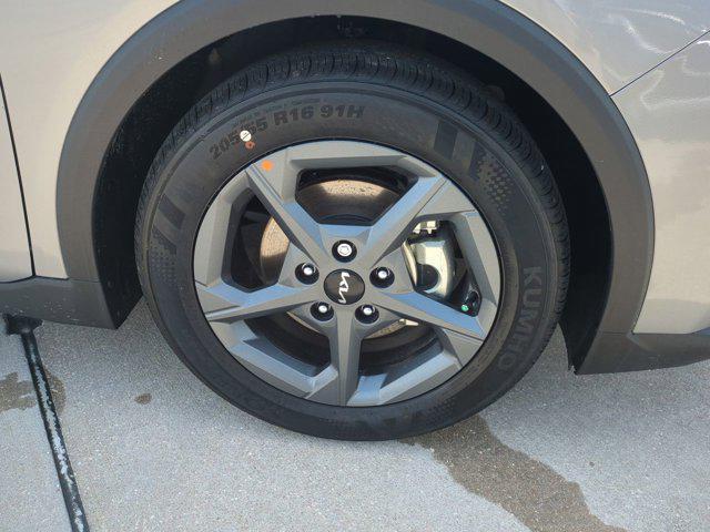 new 2025 Kia K4 car, priced at $21,176