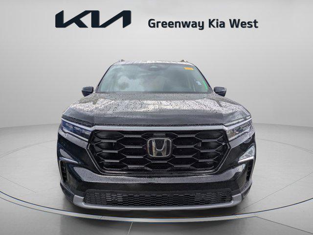 used 2023 Honda Pilot car, priced at $38,272