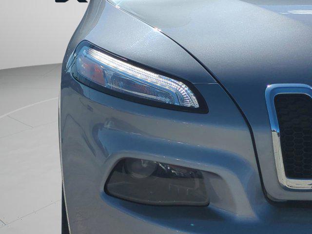 used 2018 Jeep Cherokee car, priced at $14,750