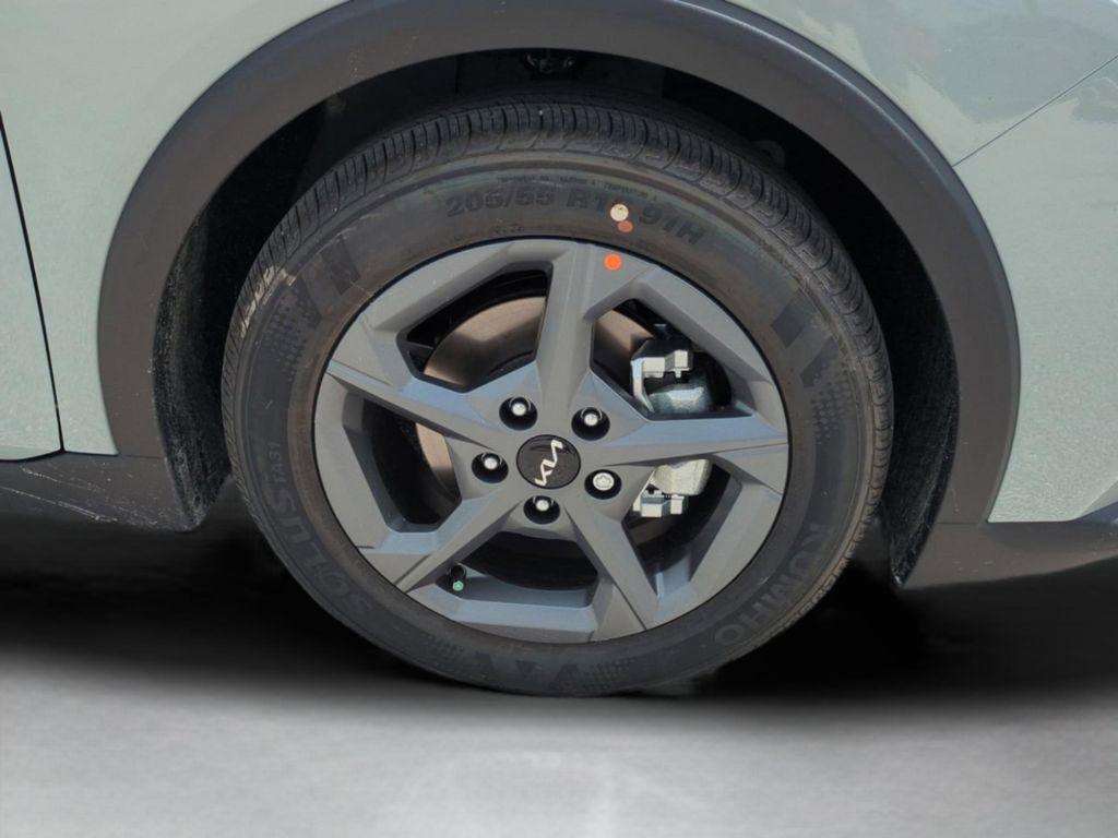 new 2025 Kia K4 car, priced at $22,790
