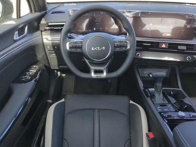 new 2025 Kia K5 car, priced at $27,737