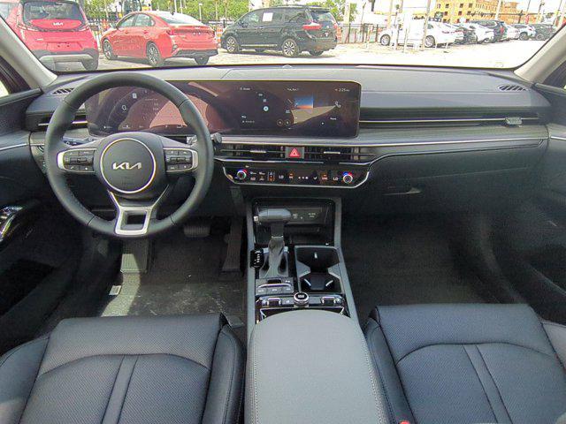 new 2025 Kia K5 car, priced at $33,871