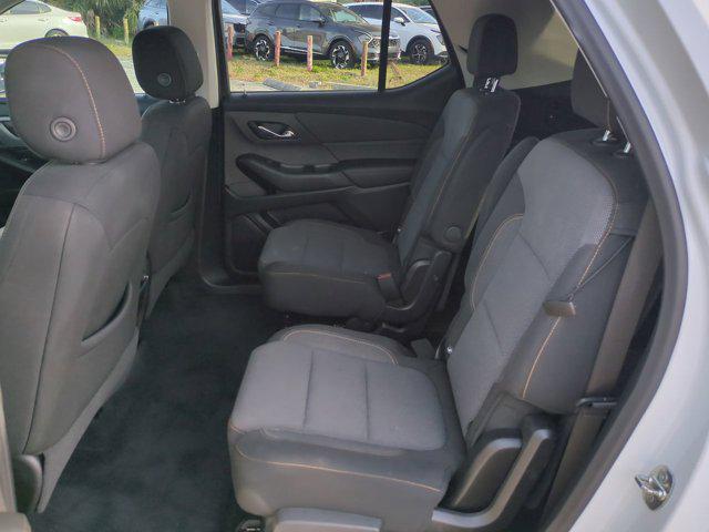 used 2021 Chevrolet Traverse car, priced at $23,600