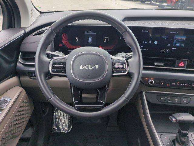used 2025 Kia Carnival car, priced at $35,995
