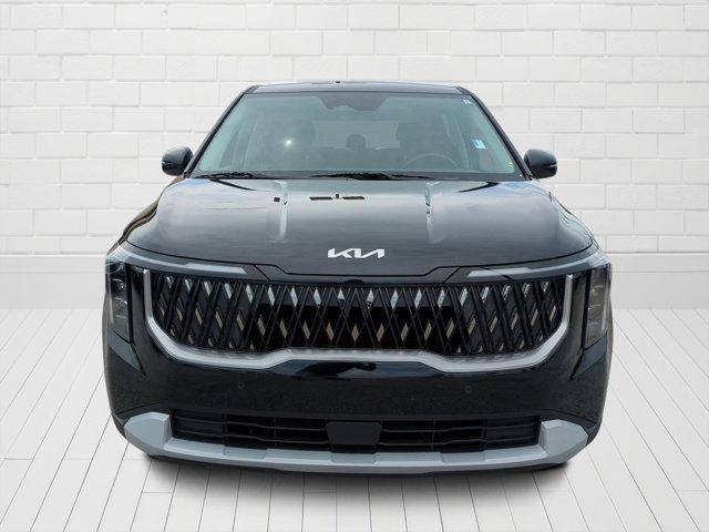 used 2025 Kia Carnival car, priced at $35,995