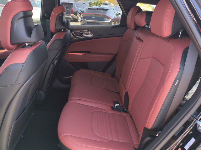 new 2025 Kia Sportage car, priced at $34,195