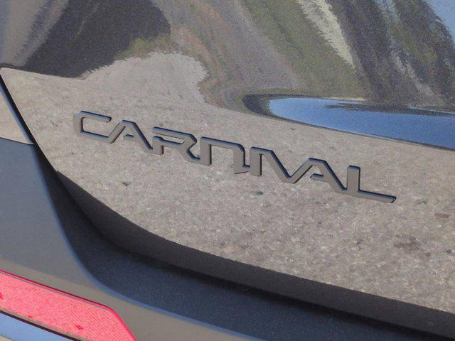 new 2025 Kia Carnival Hybrid car, priced at $47,341