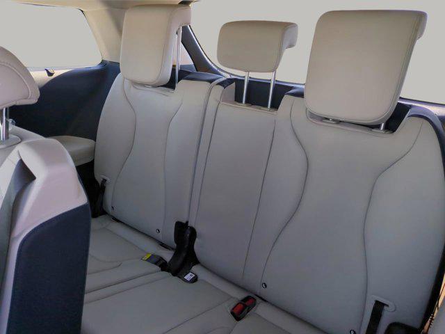 new 2025 Kia Carnival Hybrid car, priced at $47,341