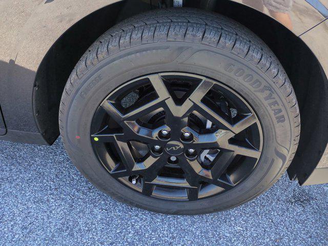 new 2025 Kia Carnival Hybrid car, priced at $48,308