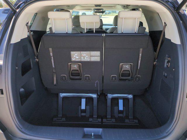 new 2025 Kia Carnival Hybrid car, priced at $48,308