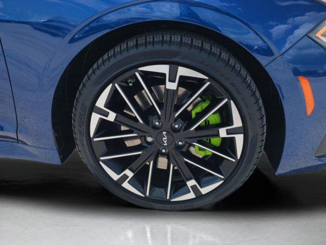 new 2026 Kia K5 car, priced at $33,108