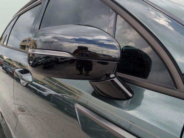 used 2023 Kia Sorento car, priced at $29,895