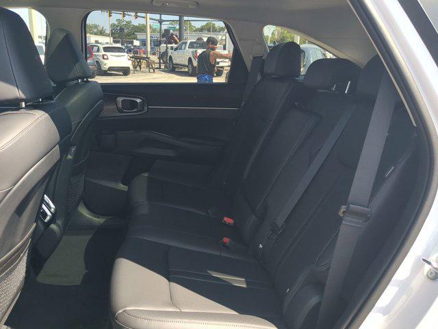new 2025 Kia Sorento car, priced at $35,673